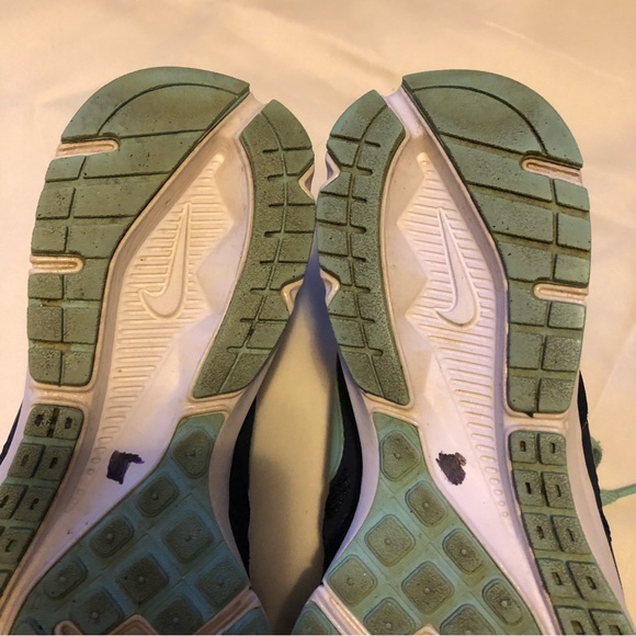 DONATED Womens Nike Downshifter Running Shoes - Picture 10 of 16